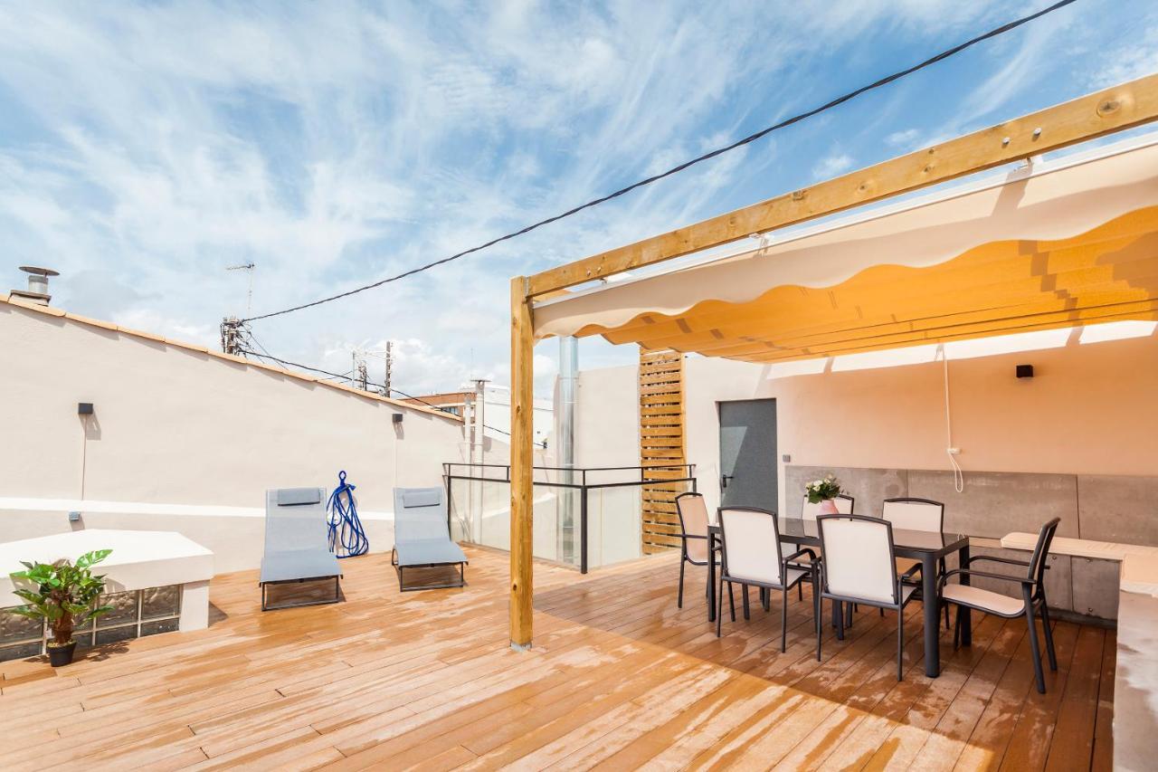 Puerto Beach Suites Valencia Exterior foto